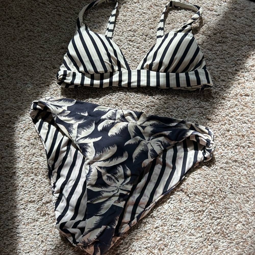 Striped Black and Cream Bikini Set reversible bikini + rashguard!